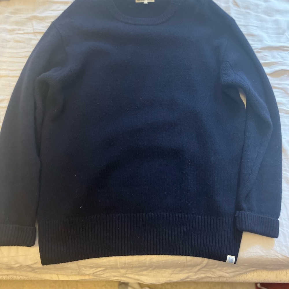 Blue Crewneck Sweater with Classic Design